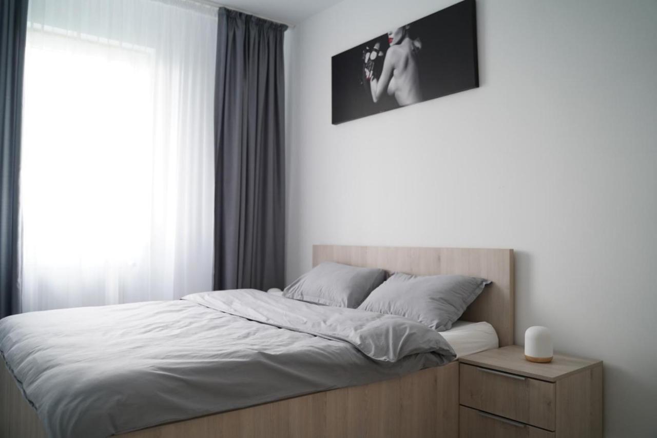 Silence Appartments Oradea Exterior foto